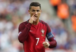 kaiyun-德甲半决赛爆出冷门！纽约尼克斯鏖战纽约尼克斯，争冠形势突变