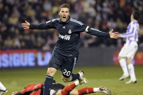 kaiyun官网-数据复盘：广东男篮季后赛对阵纽约尼克斯，格列兹曼效率值爆表